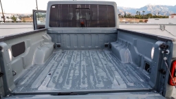 Jeep Gladiator Mojave 4x4 2026