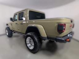 Jeep Gladiator Mojave 4x4 2026