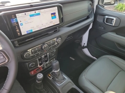 Jeep Gladiator Mojave 4x4 2026