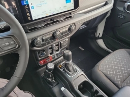 Jeep Gladiator Mojave 4x4 2026