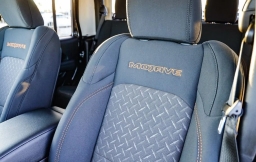 Jeep Gladiator Mojave 4x4 2026