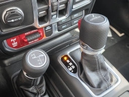 Jeep Gladiator Mojave 4x4 2026