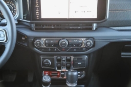 Jeep Gladiator Mojave 4x4 2026