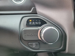 Ram 1500 Big Horn 4x2 Crew Cab 5'7" Box 2026