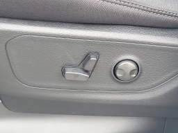 Ram 1500 Big Horn 4x2 Crew Cab 5'7" Box 2026