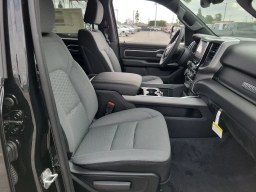 Ram 1500 Big Horn 4x2 Crew Cab 5'7" Box 2026