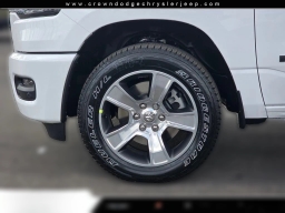 Ram 1500 Express 4x2 Crew Cab 5'7" Box 2026