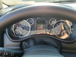 Ram 1500 Express 4x2 Crew Cab 5'7" Box 2026