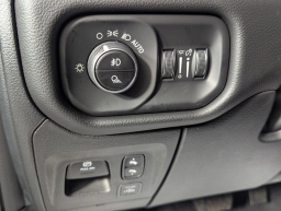 Ram 1500 Laramie 4x2 Crew Cab 5'7" Box 2026