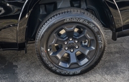 Ram 1500 Big Horn 4x4 Crew Cab 5'7" Box 2026