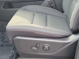 Ram 1500 Big Horn 4x4 Crew Cab 5'7" Box 2026