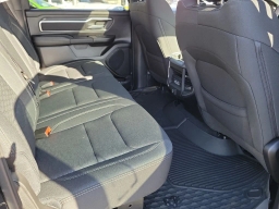 Ram 1500 Big Horn 4x4 Crew Cab 5'7" Box 2025