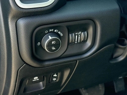 Ram 1500 Big Horn 4x4 Crew Cab 5'7" Box 2026