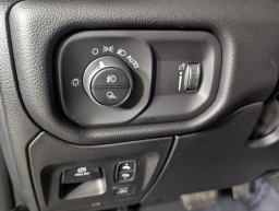 Ram 1500 Big Horn 4x4 Crew Cab 5'7" Box 2026