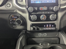 Ram 1500 Big Horn 4x4 Crew Cab 5'7" Box 2026