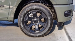 Ram 1500 Big Horn 4x4 Crew Cab 5'7" Box 2026