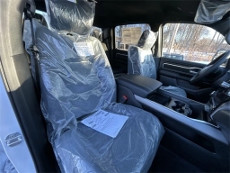 Ram 1500 Big Horn 4x4 Crew Cab 5'7" Box 2026