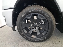 Ram 1500 Big Horn 4x4 Crew Cab 5'7" Box 2026