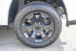 Ram 1500 Big Horn 4x4 Crew Cab 5'7" Box 2026