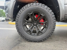 Ram 1500 Big Horn 4x4 Crew Cab 5'7" Box 2026