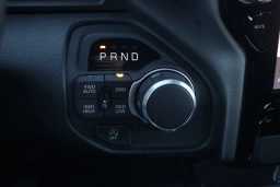 Ram 1500 Big Horn 4x4 Crew Cab 5'7" Box 2026