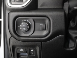 Ram 1500 Big Horn 4x4 Crew Cab 5'7" Box 2026