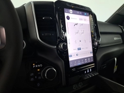 Ram 1500 Big Horn 4x4 Crew Cab 5'7" Box 2026