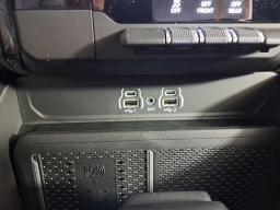 Ram 1500 Big Horn 4x4 Crew Cab 5'7" Box 2026