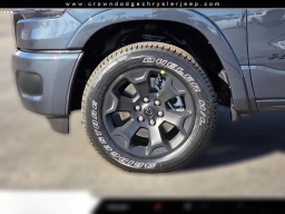 Ram 1500 Big Horn 4x4 Crew Cab 5'7" Box 2026