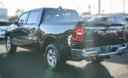 Ram 1500 Big Horn 4x4 Crew Cab 5'7" Box 2026