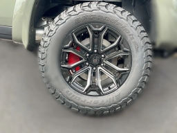 Ram 1500 Big Horn 4x4 Crew Cab 5'7" Box 2026