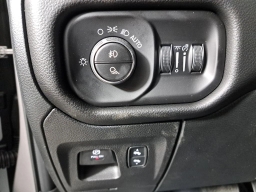 Ram 1500 Big Horn 4x4 Crew Cab 5'7" Box 2026