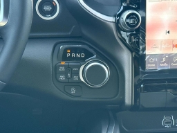 Ram 1500 Big Horn 4x4 Crew Cab 5'7" Box 2026