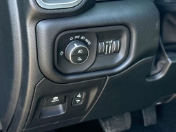 Ram 1500 Big Horn 4x4 Crew Cab 5'7" Box 2026