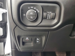 Ram 1500 Big Horn 4x4 Crew Cab 5'7" Box 2026