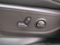 Ram 1500 Big Horn 4x4 Crew Cab 5'7" Box 2026