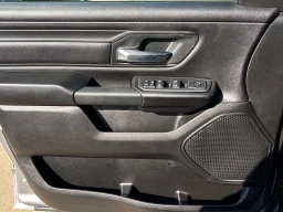 Ram 1500 Tradesman 4x4 Crew Cab 5'7" Box 2026