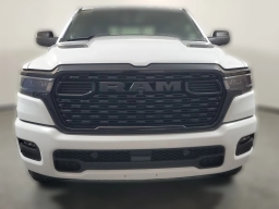 Ram 1500 Express 4x4 Crew Cab 5'7" Box 2026