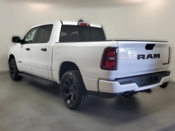 Ram 1500 Express 4x4 Crew Cab 5'7" Box 2026