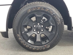 Ram 1500 Express 4x4 Crew Cab 5'7" Box 2026