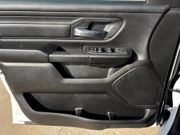 Ram 1500 Tradesman 4x4 Crew Cab 5'7" Box 2026