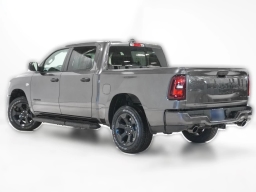 Ram 1500 Express 4x4 Crew Cab 5'7" Box 2026