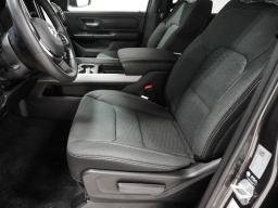 Ram 1500 Express 4x4 Crew Cab 5'7" Box 2026