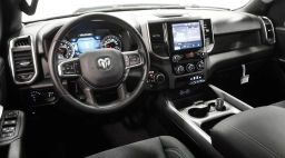 Ram 1500 Express 4x4 Crew Cab 5'7" Box 2026