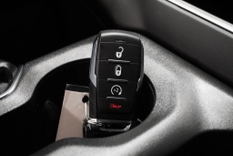 Ram 1500 Express 4x4 Crew Cab 5'7" Box 2026