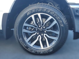 Ram 1500 Limited 4x4 Crew Cab 5'7" Box 2026