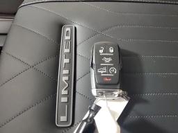 Ram 1500 Limited 4x4 Crew Cab 5'7" Box 2026