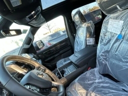 Ram 1500 Limited 4x4 Crew Cab 5'7" Box 2026