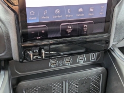 Ram 1500 Laramie 4x4 Crew Cab 5'7" Box 2026