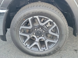 Ram 1500 Laramie 4x4 Crew Cab 5'7" Box 2026